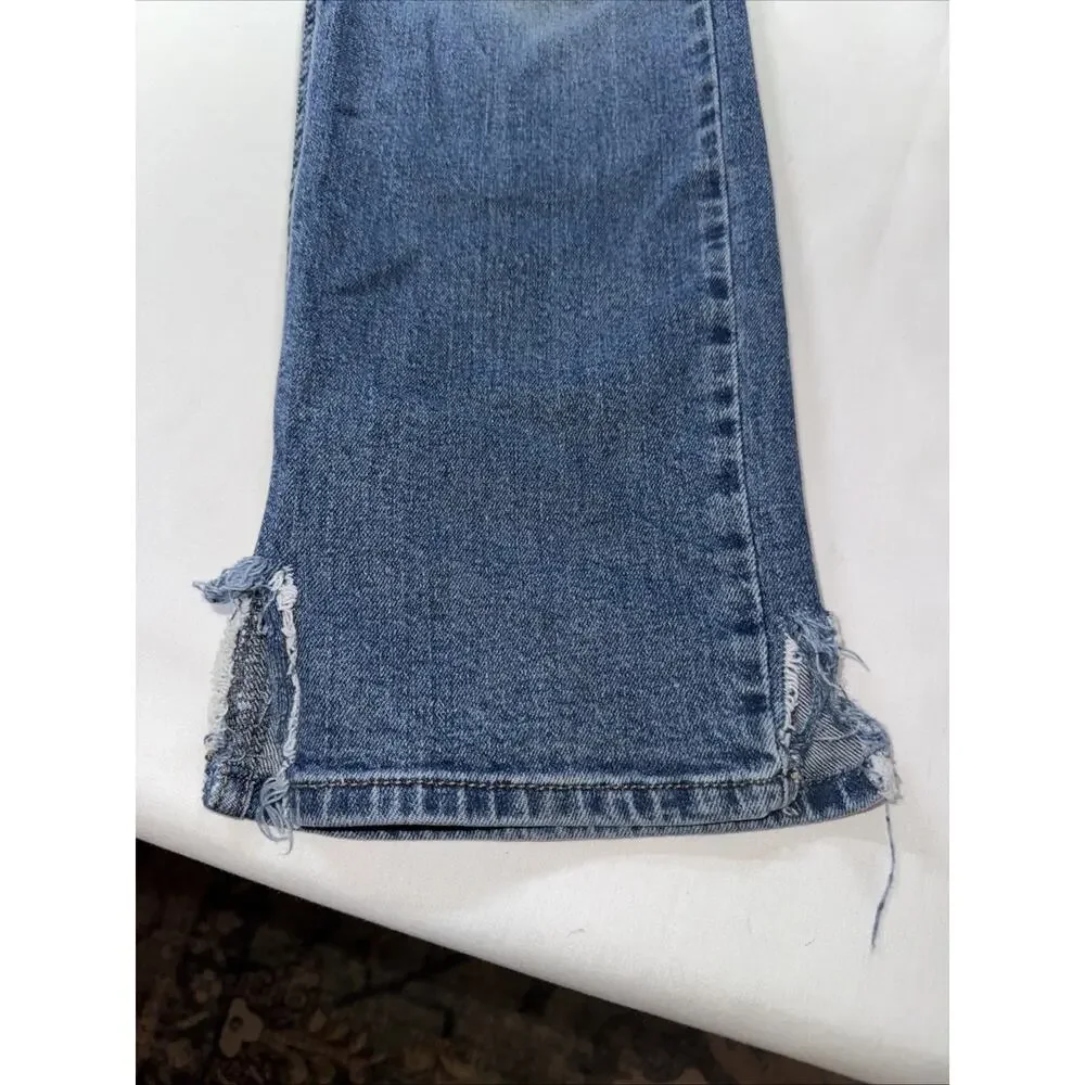 Levis Signature Men's Athletic Fit Blue Jeans Size 30 X 30 Medium Wash Thrashed